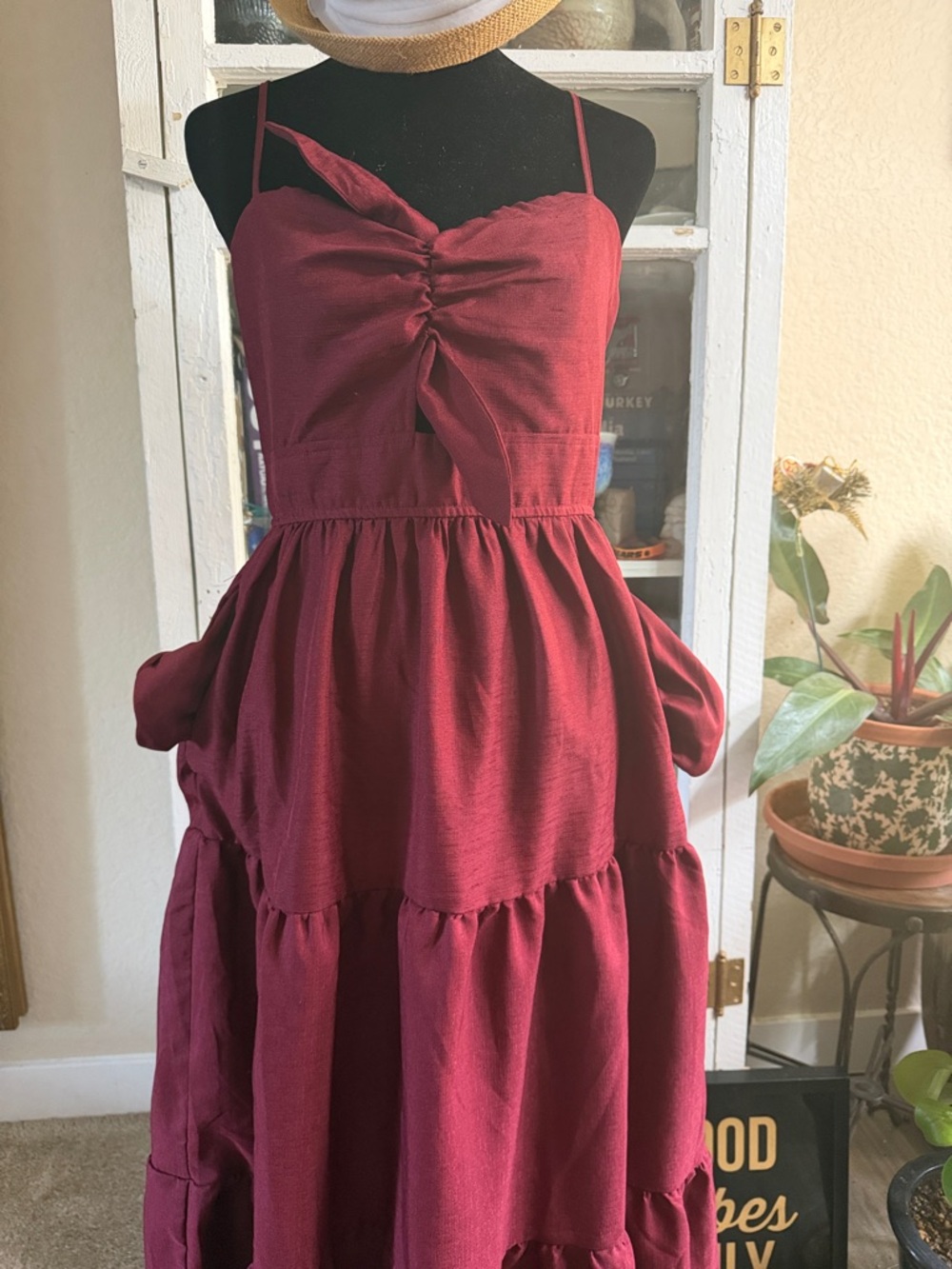 Trixxi Burgundy Bow-Front Tiered Maxi Dress - Picture 4 of 7